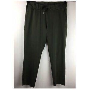 Lululemon On The Fly Pant 12 Olive